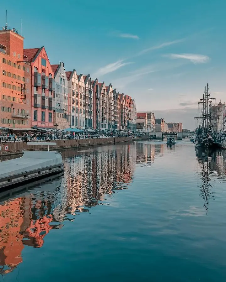 Rent Like Home - Deo Plaza Wyspa Spichrzow Gdańsk Lägenhet
