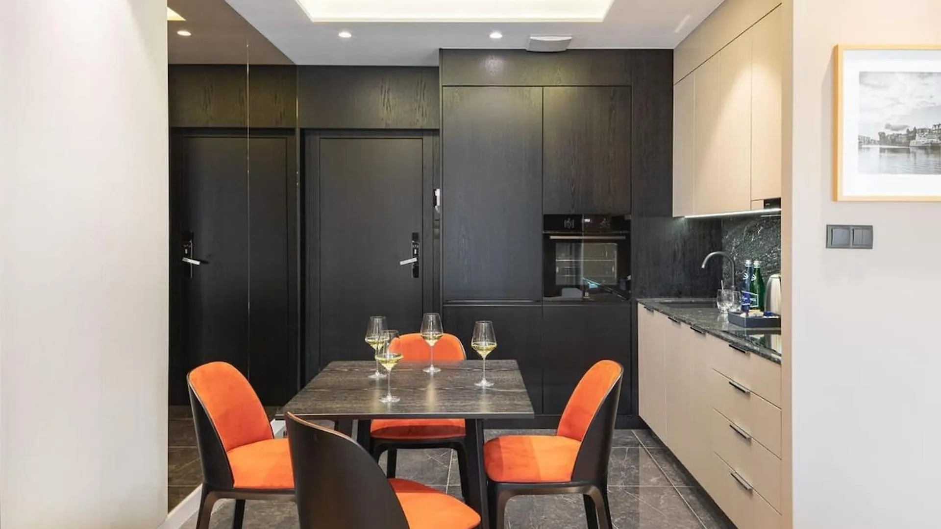 Lägenhet Rent Like Home - Deo Plaza Wyspa Spichrzow Gdańsk
