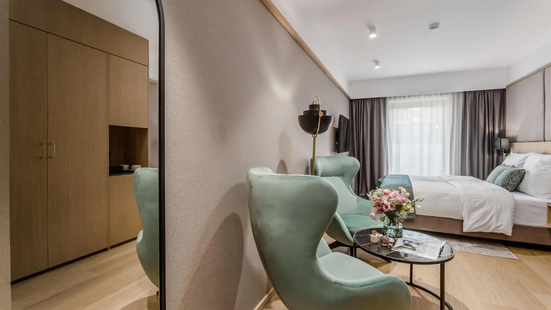 Rent Like Home - Deo Plaza Wyspa Spichrzow Gdańsk 0*,  Polen