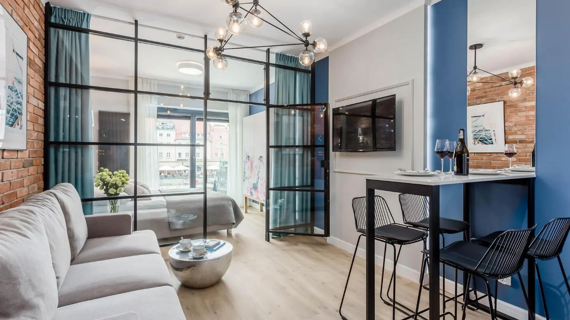 Rent Like Home - Deo Plaza Wyspa Spichrzow Gdańsk 0*,