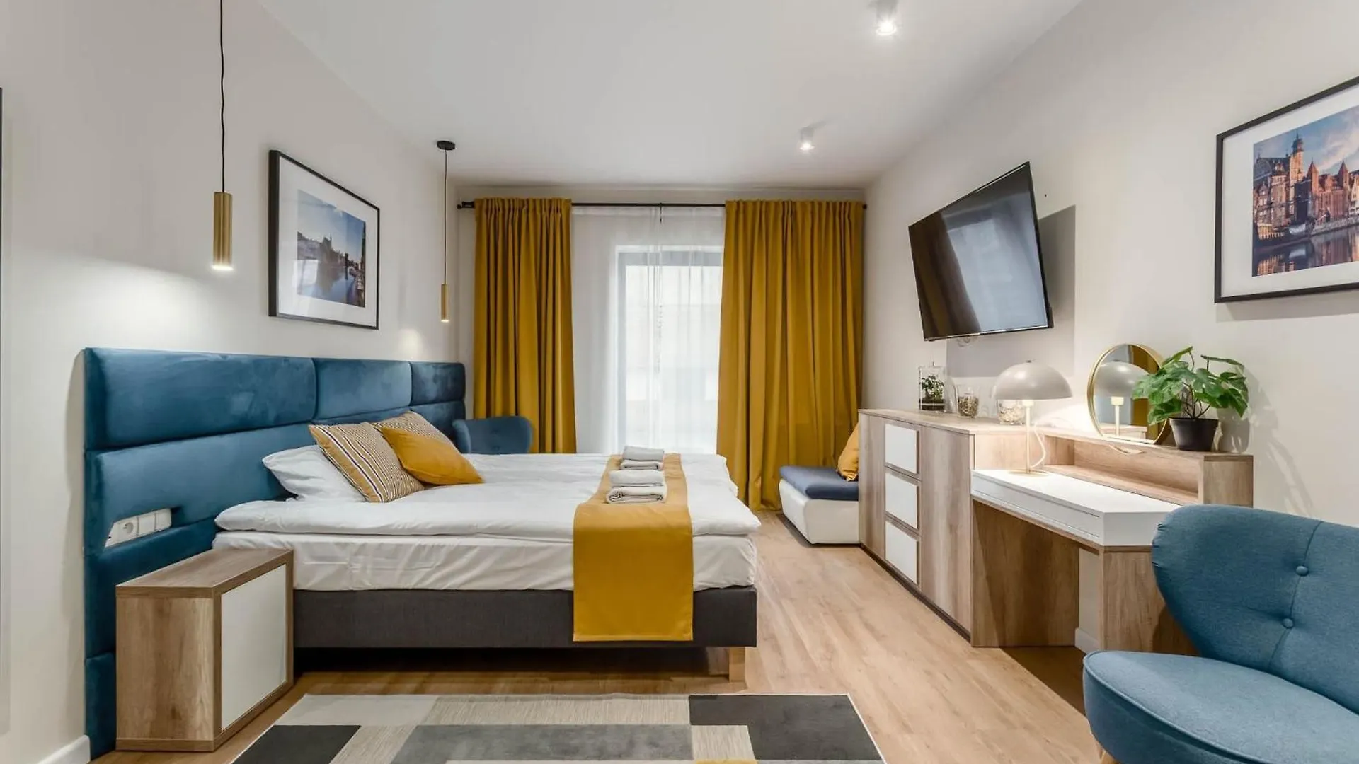 Rent Like Home - Deo Plaza Wyspa Spichrzow Gdansk 0*,  Poland