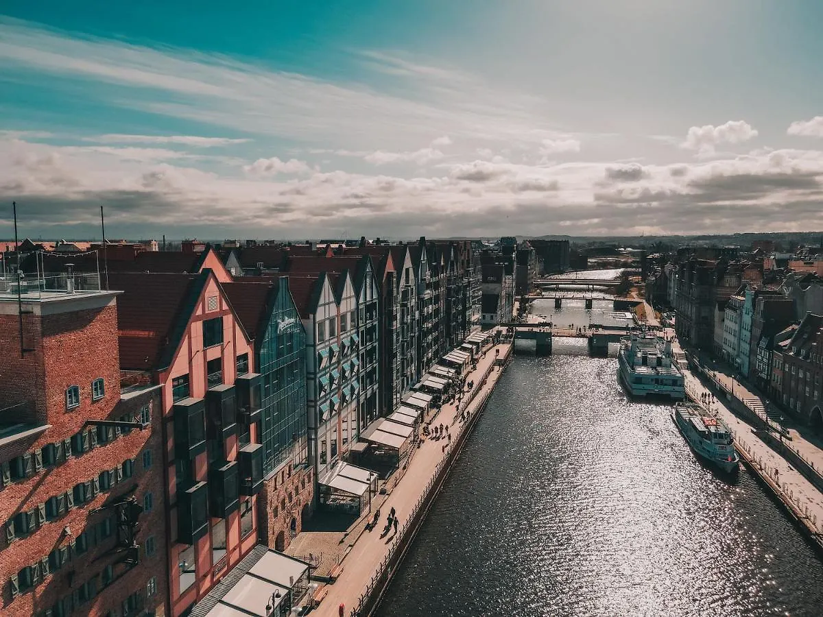 Lägenhet Rent Like Home - Deo Plaza Wyspa Spichrzow Gdańsk