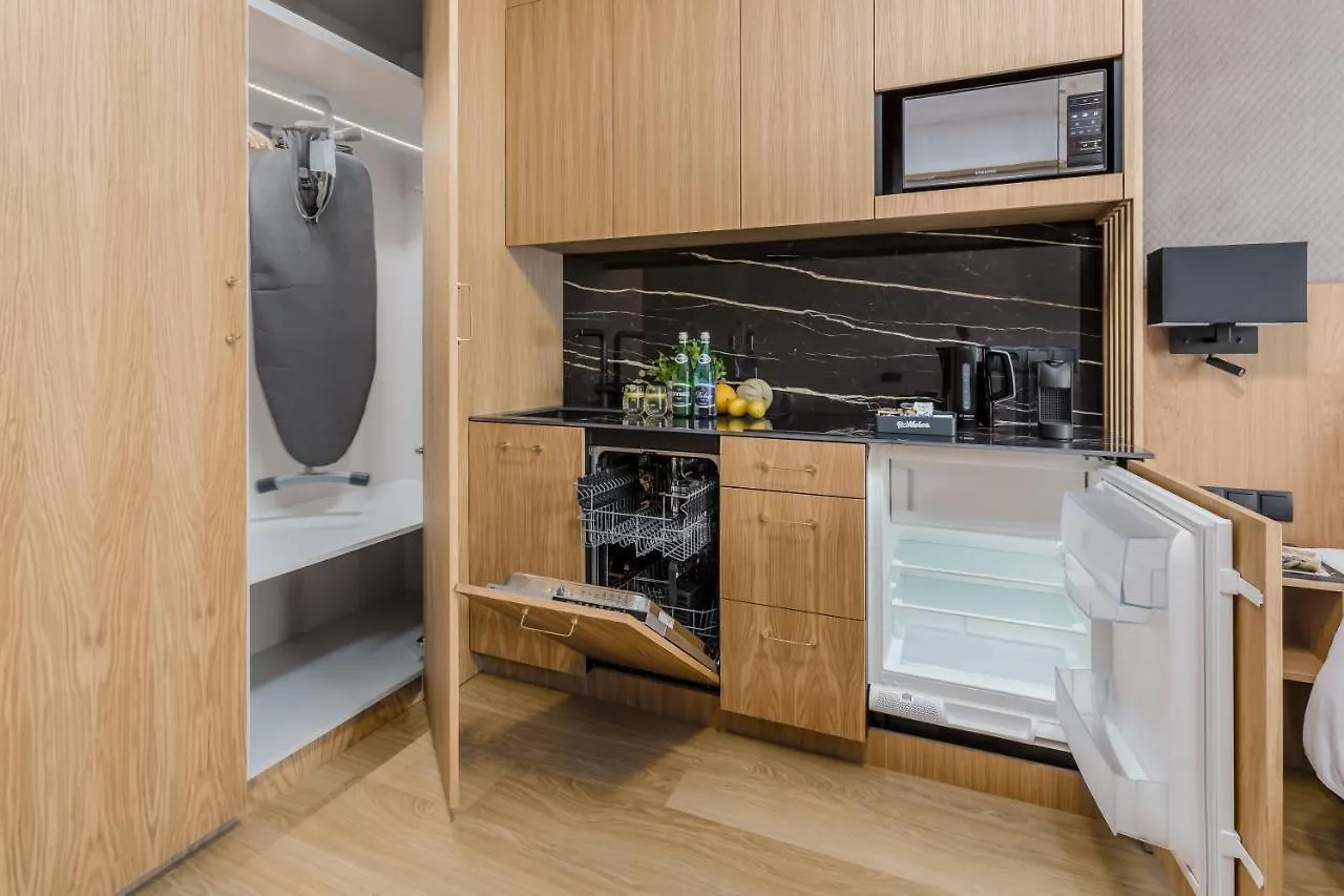 Rent Like Home - Deo Plaza Wyspa Spichrzow Gdańsk 0*,