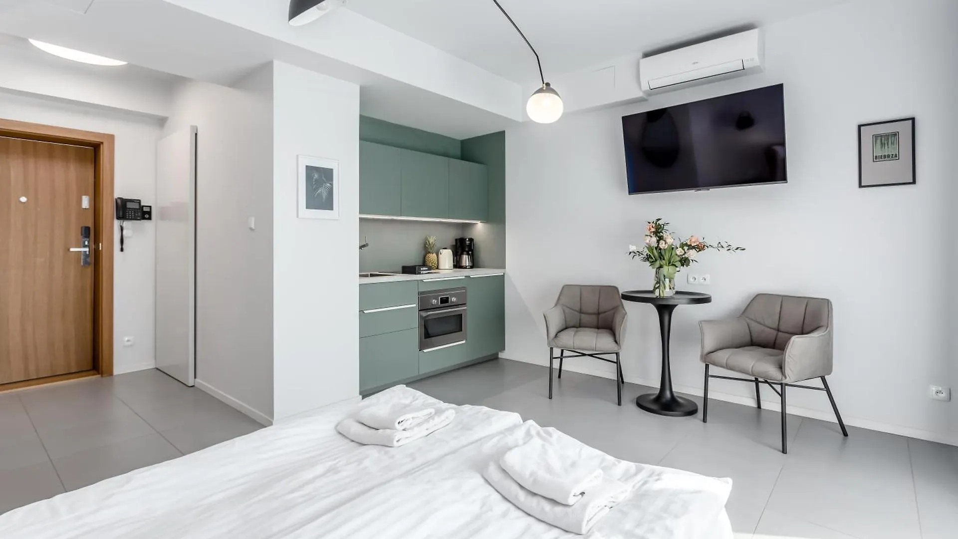 Lägenhet Rent Like Home - Deo Plaza Wyspa Spichrzow Gdańsk Polen