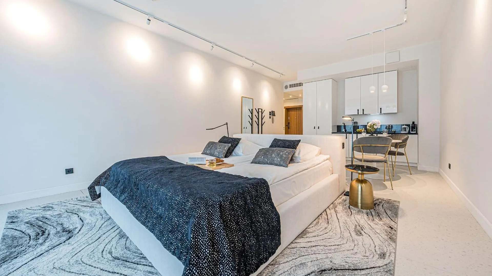 Rent Like Home - Deo Plaza Wyspa Spichrzow Gdańsk